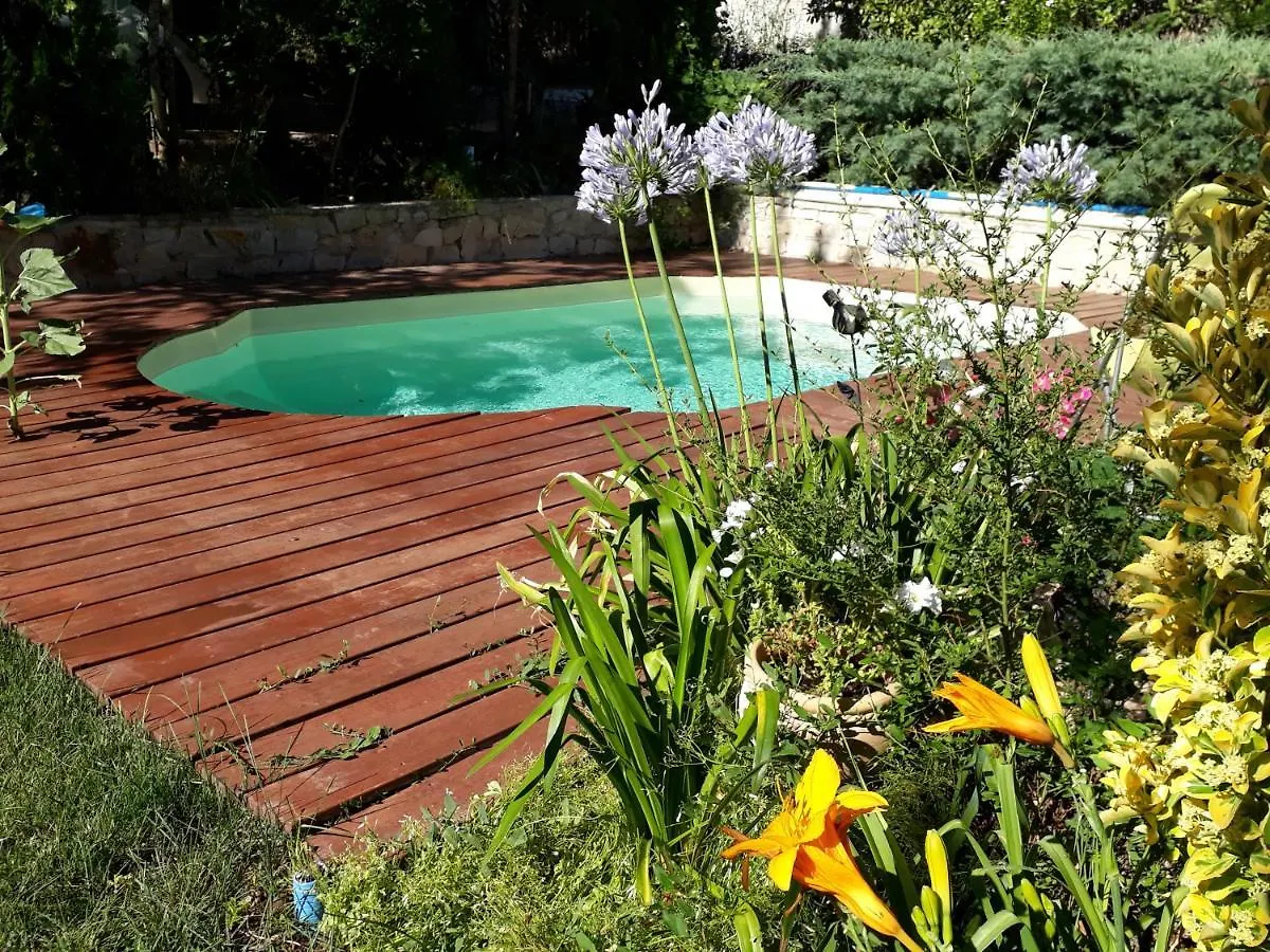 Patin Couffin Hotel Puyloubier Guest house